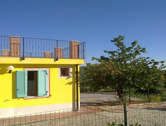 La Terrazza Del Barbaresco Panzió Neviglie Kültér fotó