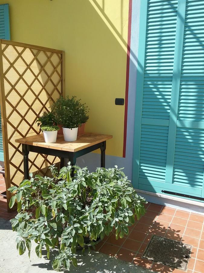 La Terrazza Del Barbaresco Panzió Neviglie Kültér fotó