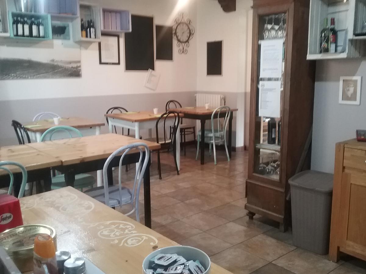 La Terrazza Del Barbaresco Panzió Neviglie Kültér fotó